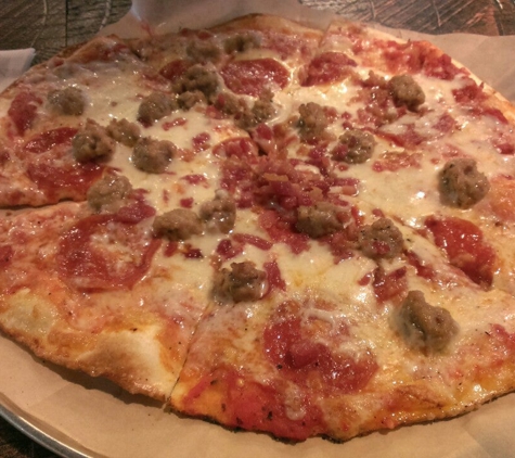 Pyro's Fire Fresh Pizza - Memphis, TN