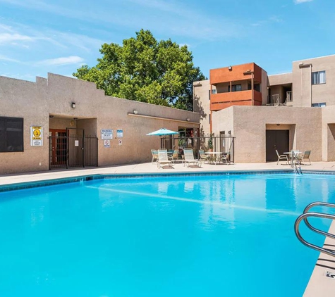 Mesa Ridge Apartments - Albuquerque, NM