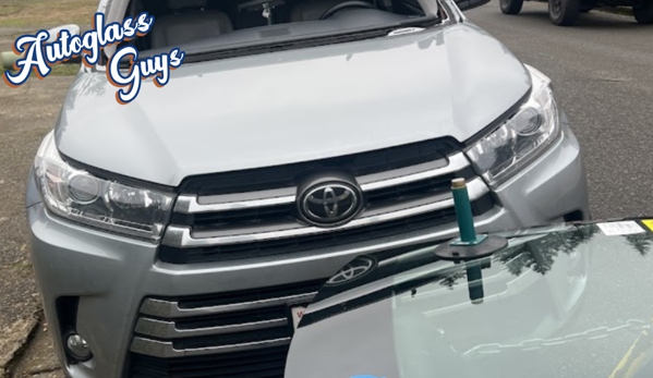 Auto Glass Guys LLC - Puyallup, WA. Autoglass guys Toyota Highlander Windshield Replacement