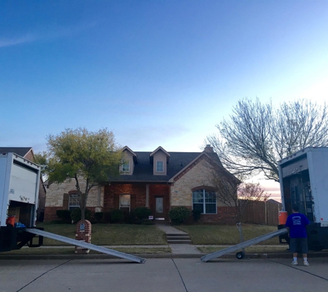 Castle Movers - Dallas, TX