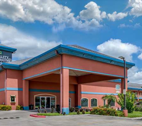 Quality Inn & Suites at The Outlets Mercedes/Weslaco - Mercedes, TX