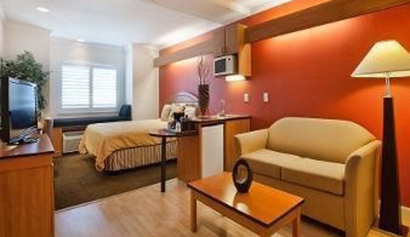 Days Inn & Suites by Wyndham Antioch - Antioch, CA