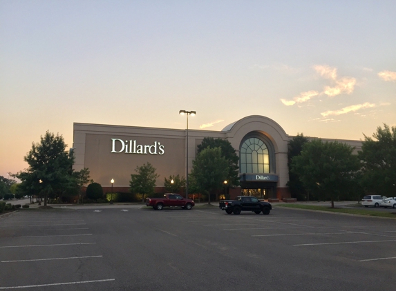 Dillard's - Southaven, MS