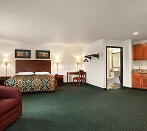 Super 8 by Wyndham Clearfield - Clearfield, PA