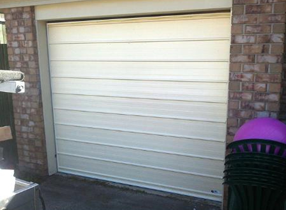Supreme Garage Door Services - Holland Park, QLD