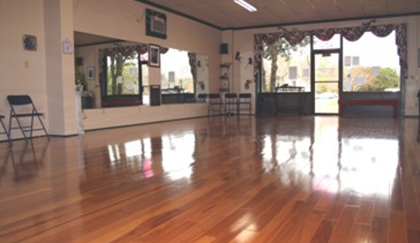 Country Bootleggers Dance Studio - Yorktown, VA