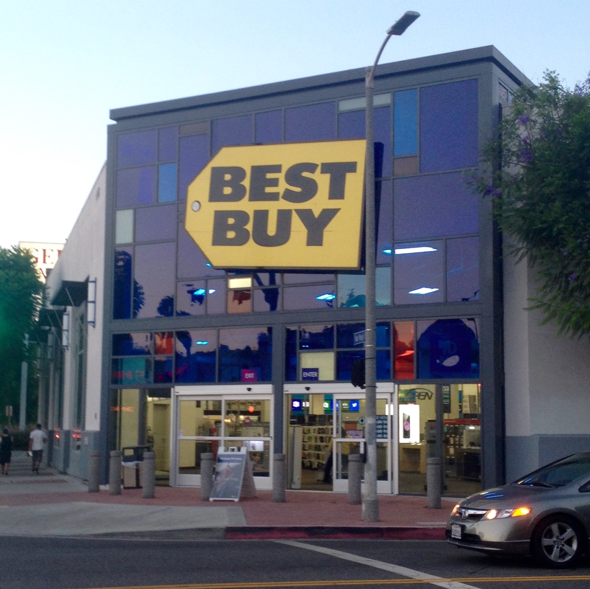 4500 Van Nuys Blvd Sherman Oaks Ca 91403