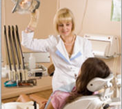 Donald K. Johnson DMD Cosmetic and Family Dentistry - London, KY