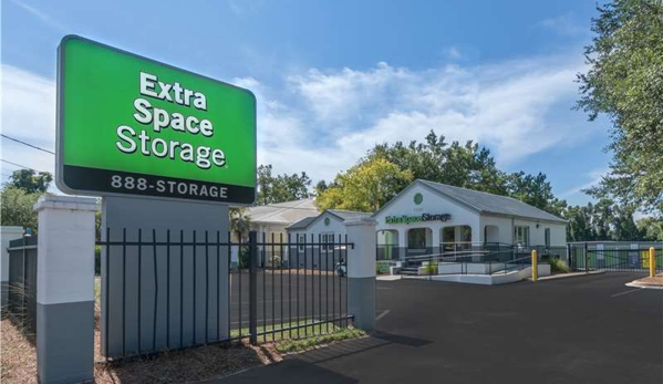 Extra Space Storage - Charleston, SC