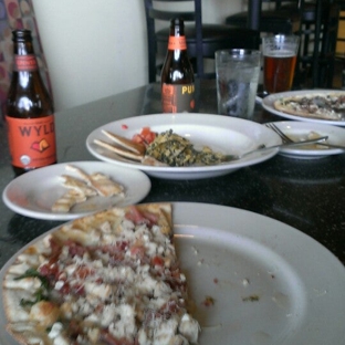 Brixx Wood Fired Pizza + Craft Bar - Winston Salem, NC