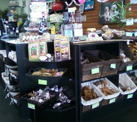 Paw Prints Pet Supplies - Henderson, NV