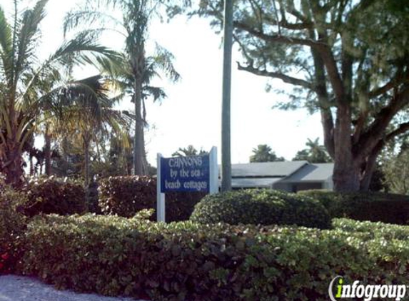 Cannons By The Sea Cottages - Longboat Key, FL