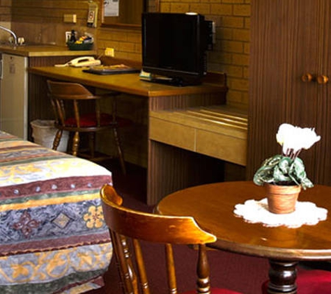 Goldterra; Motor Inn - Temora, NSW