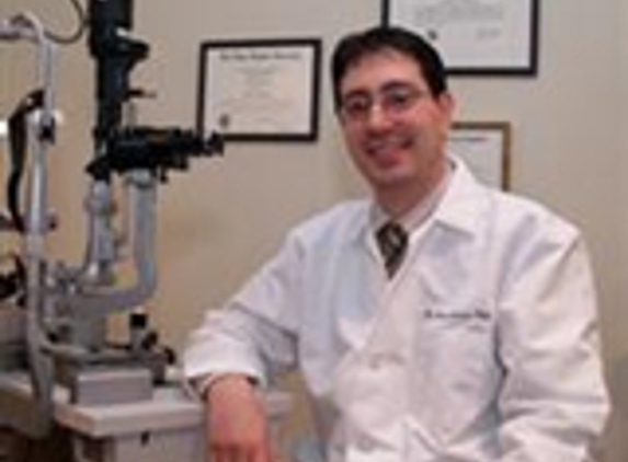 Connecticut Retina Macula Specialist - Scartozzi Richard MD FACS FICS - Danbury, CT