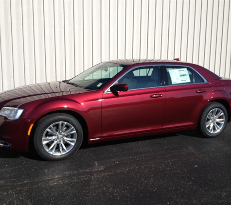 Lincoln Chrysler Dodge Jeep Ram - Lincoln, IL