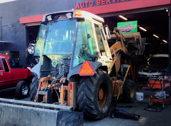 Lopez Auto Service - Compton, CA