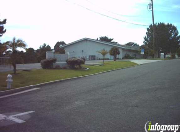 Jehovah's Witnesses - Capistrano Beach, CA