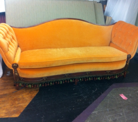 JC Upholstering - Lynn, MA