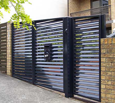 Dunn & Farrugia Fencing and Gates - Cardiff, NSW