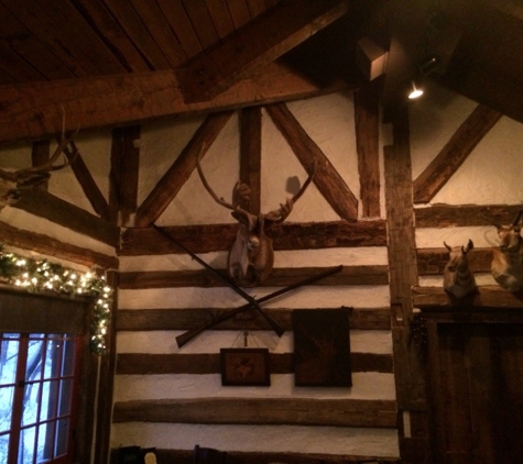 The Fox & Hounds Restaurant - Hubertus, WI