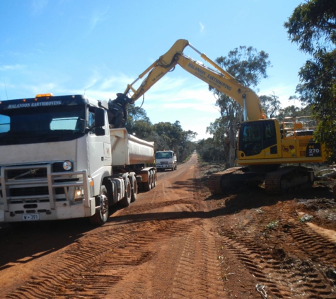 Halanson Earthmoving - Narrogin, WA