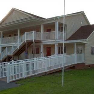 Shore Stay Suites - Cape Charles, VA