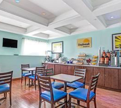 In The Zone Ballroom (Days Inn & Suites) - Ozone Park, NY