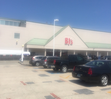 BJ's Wholesale Club - Fairfield, CT