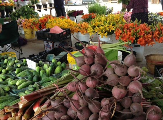 West Allis Farmers Market - West Allis, WI