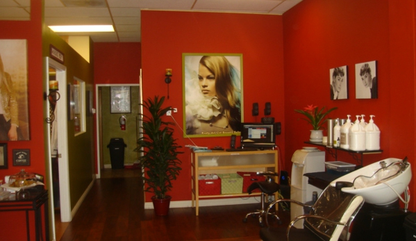 Rudy Del Cid Salon - Canoga Park, CA