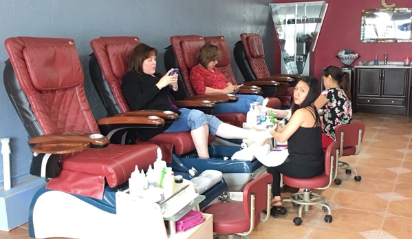 Colour Nail Spa - Clearwater Beach, FL