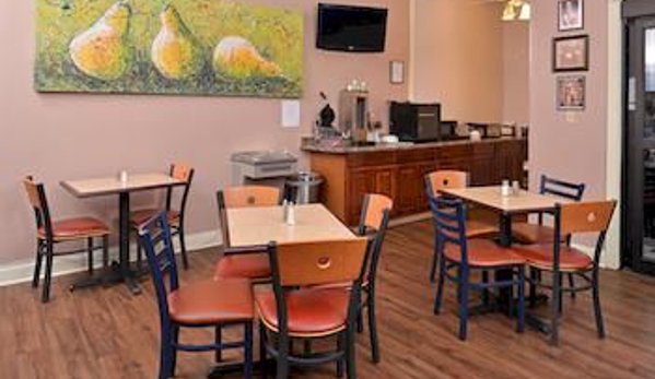 Americas Best Value Inn & Suites Three Rivers - Three Rivers, MI