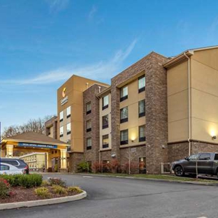 Comfort Inn & Suites - Pittsburgh, PA