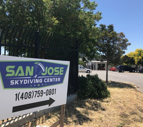 San Jose Skydiving Center - San Martin, CA