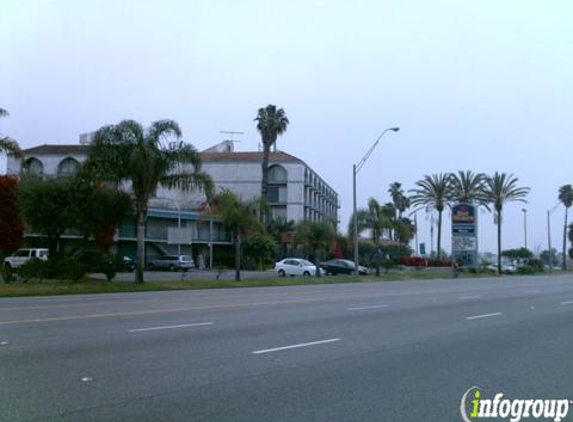 Golden Sails Hotel - Long Beach, CA