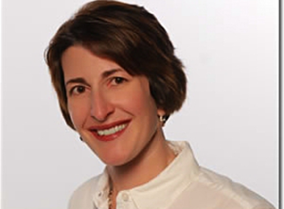 Dr. Marie E. Svatek, MD - Cedar Rapids, IA