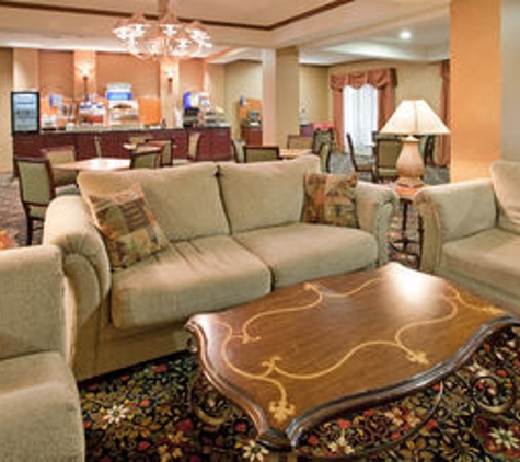 Holiday Inn Express & Suites O'Fallon/Shiloh - O Fallon, IL