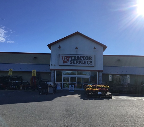 Tractor Supply Co - Mill Hall, PA