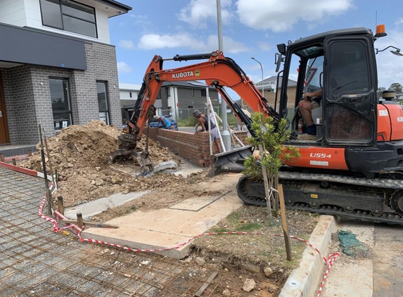 Daniels Demolitions Pty Ltd - Bringelly, NSW. Excavation clearing