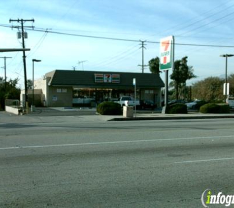 7-Eleven - Covina, CA