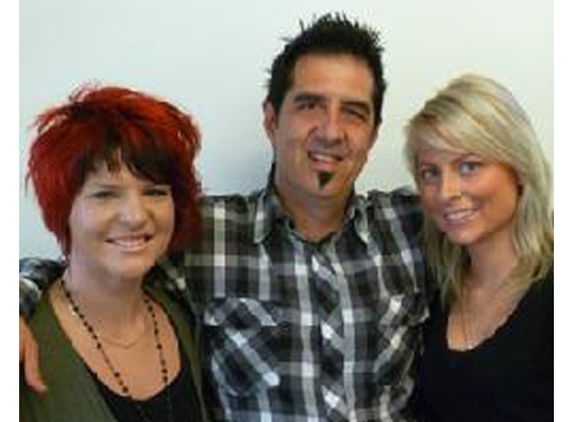 Reggae's Hairdressing - Geelong, VIC