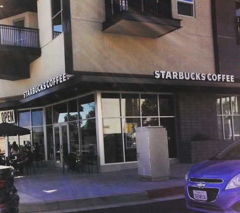 Starbucks Coffee - Glendale, CA. Entrance