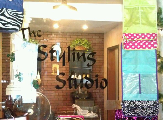 The Styling Studio - Plainville, KS