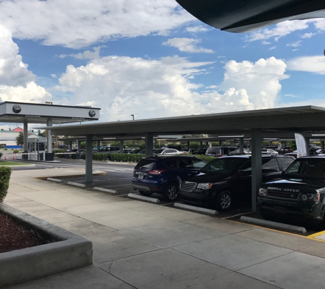 WallyPark Airport Parking - Orlando, FL