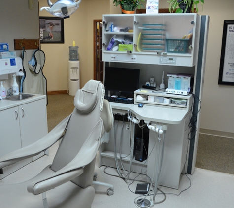 Dental Associates Of Cedar Rapids - Cedar Rapids, IA