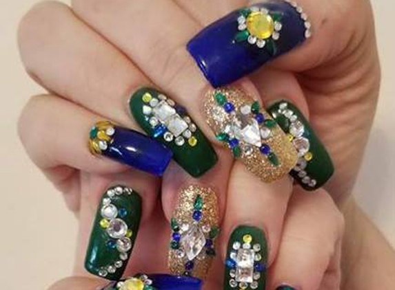 Richard's Nail Studio & Spa - East Amherst, NY