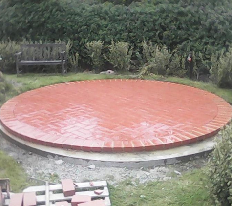 Mark Campbell Bricklaying Services - Geeveston, TAS. Tricky to do, but looks great.