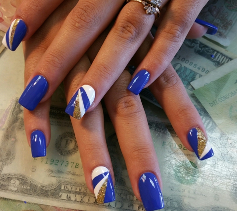 Lee Nails - Hialeah, FL