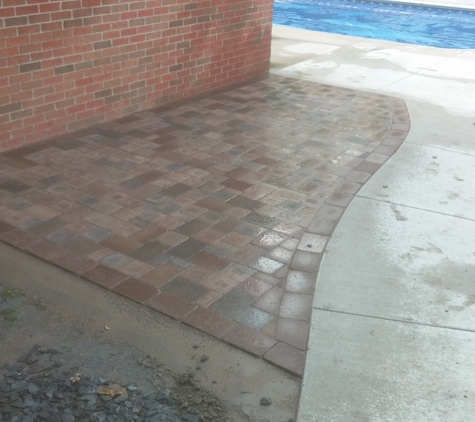 'R'Tistic Hardscapes - Macomb, MI