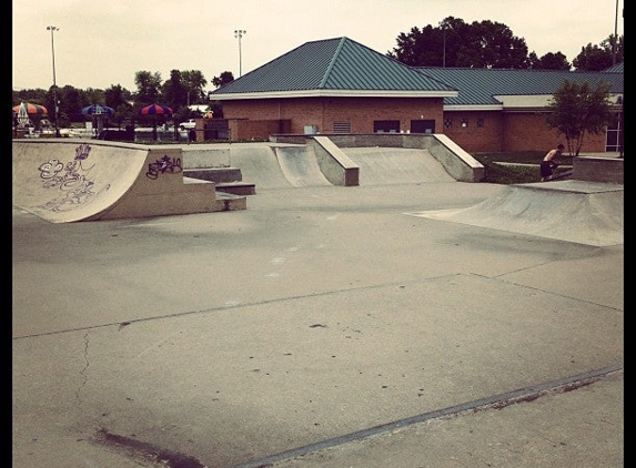 Jeffersonville Aquatic Center - Jeffersonville, IN